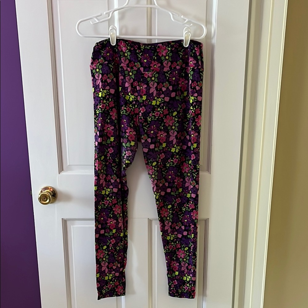 - LuLaRoe Tall & Curvy Floral Purple and Pink